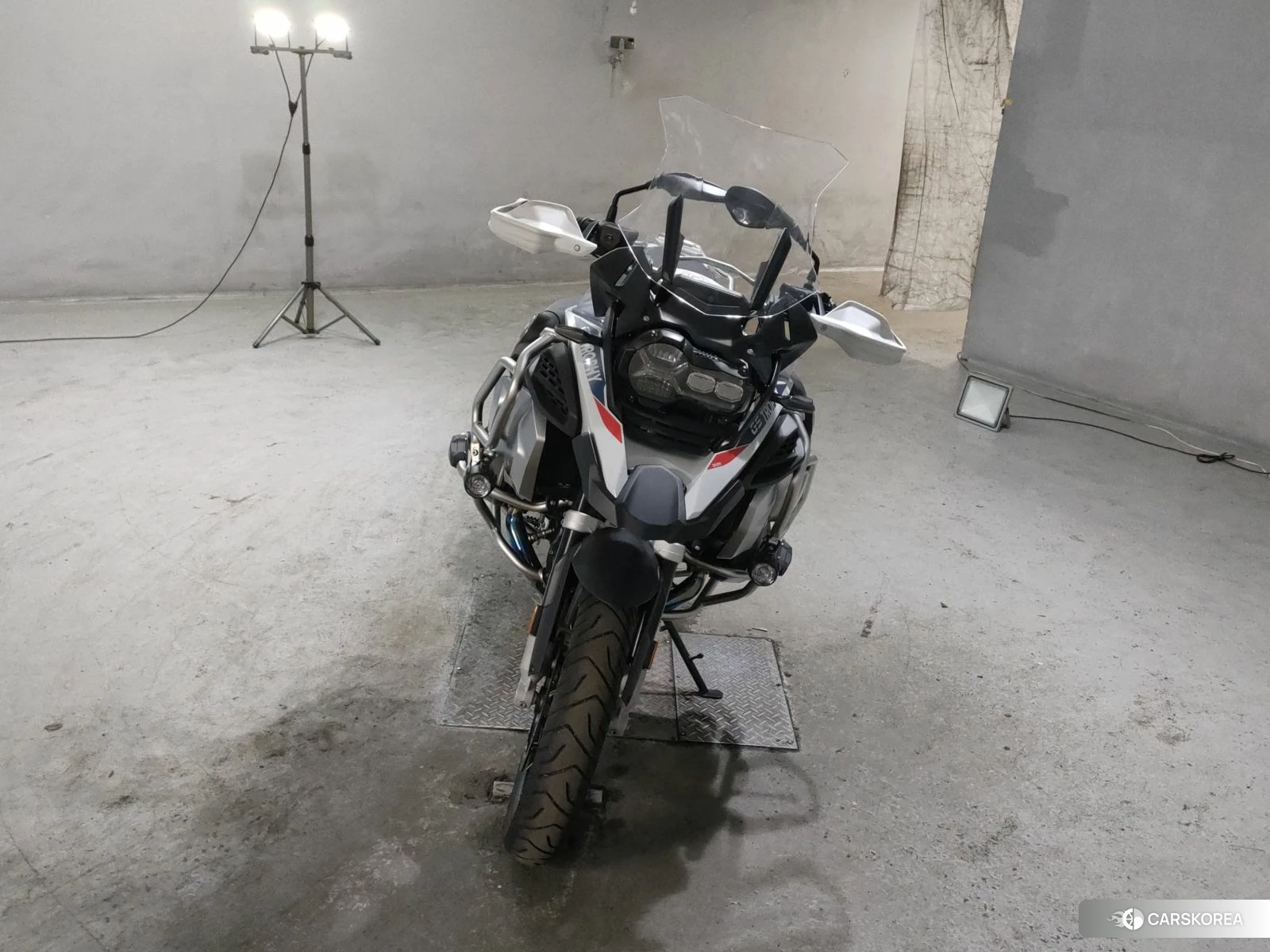 BMW R1250GS ADVENTURE 2023 из Японии, фото 4