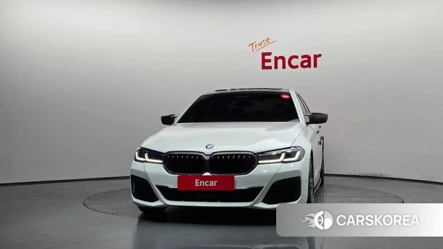 BMW 5 Series (G30) id 4687882 из Кореи 23