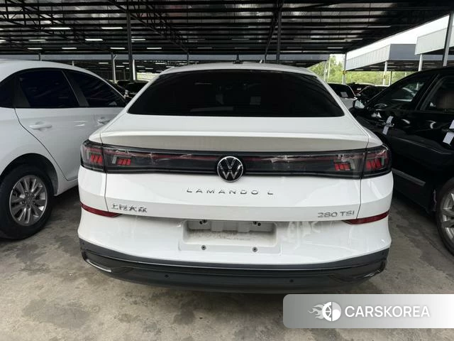 Volkswagen Lingdu 2023 Белый из Китая, фото 3