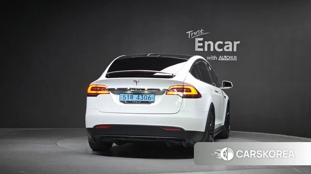 Tesla Model X id 4698606 из Кореи 23