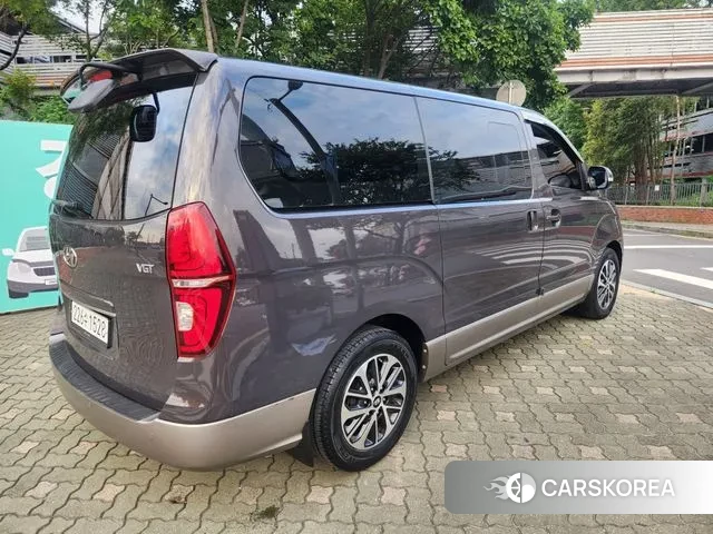 Hyundai The New Grand Starex id 3042299 из Кореи 13