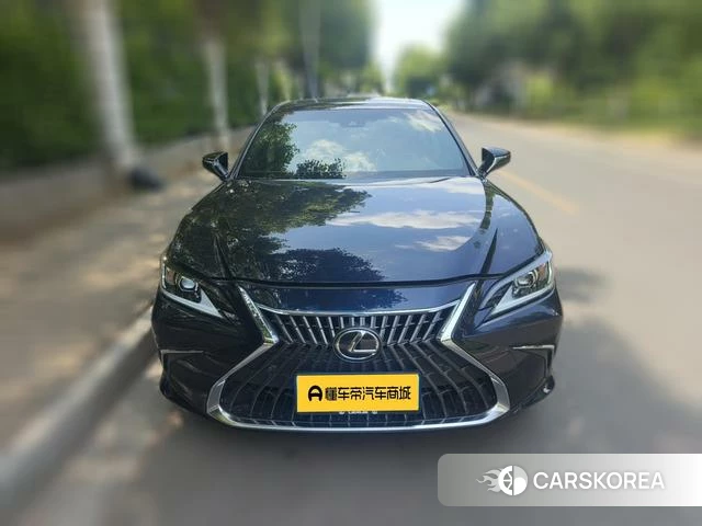 Lexus ES 2022 Синий из Китая, фото 3