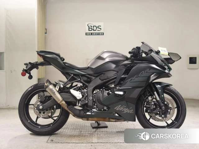 Kawasaki ZX-4R SE 2024 из Японии