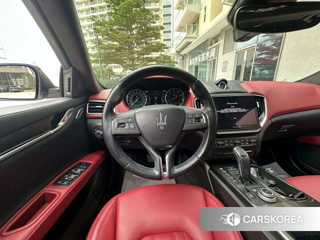 Maserati Ghibli id 4227895 из Китая 22