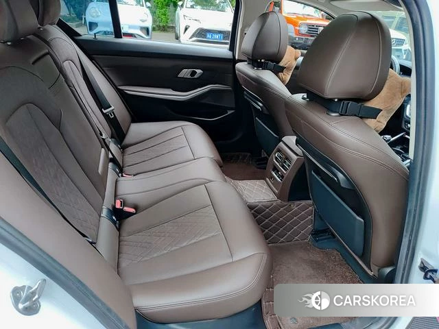 BMW 3 series 2022 Белый из Китая, фото 3