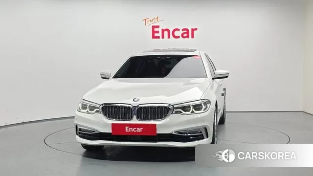 BMW 5 Series (G30) id 3573993 из Кореи 13