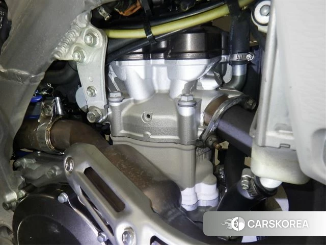 Engine photo