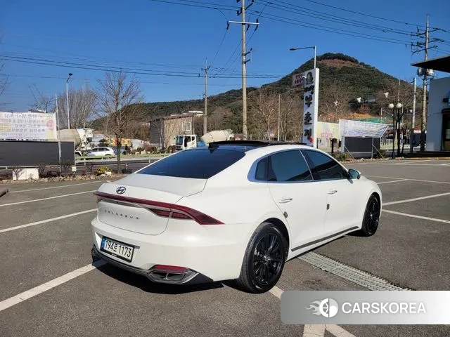 Hyundai The New Grandeur IG Hybrid id 3635371 из Кореи 13