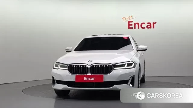 BMW 5 Series (G30) id 3058556 из Кореи 13