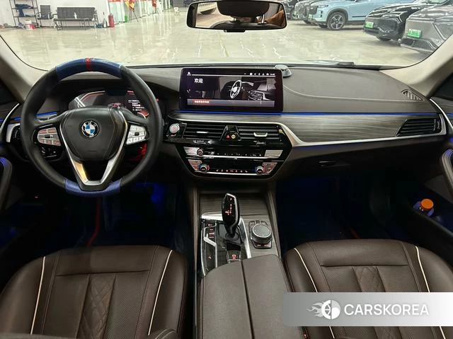 BMW 5 series 2021 Белый из Китая, фото 3