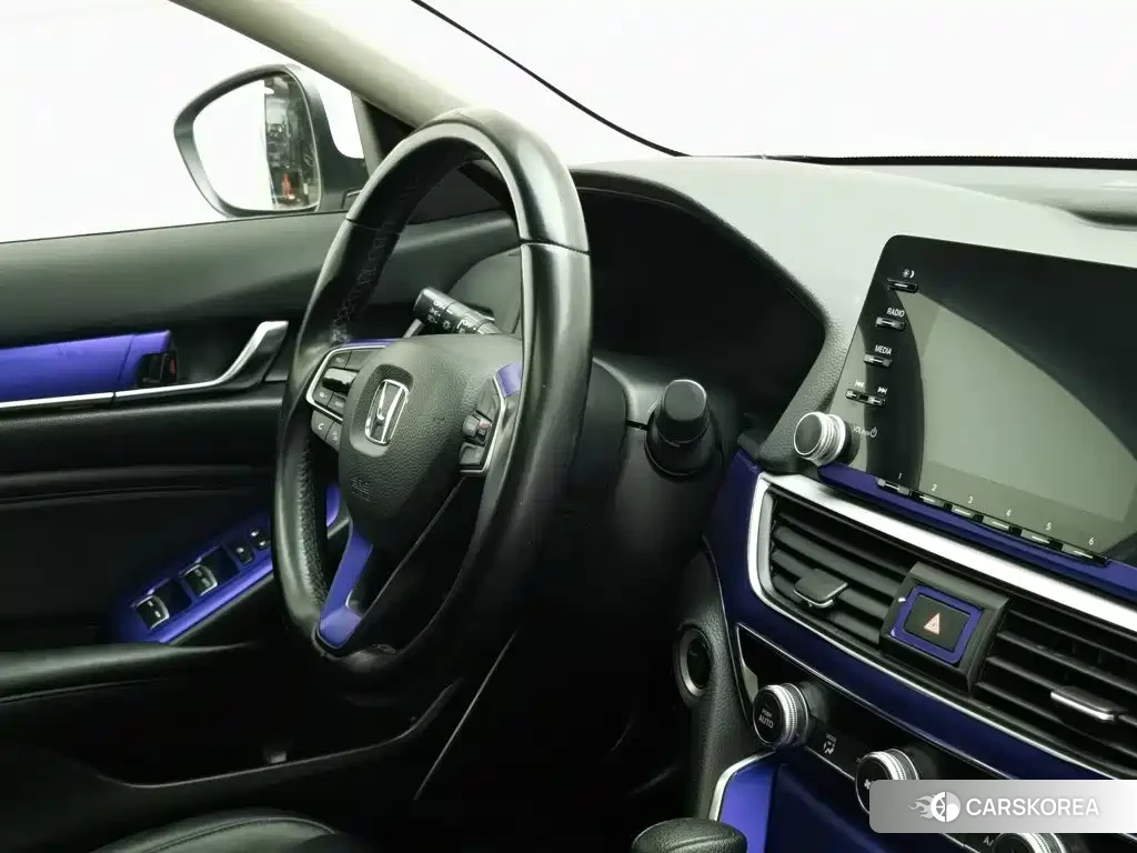 Honda Accord id 4570821 из Китая 17