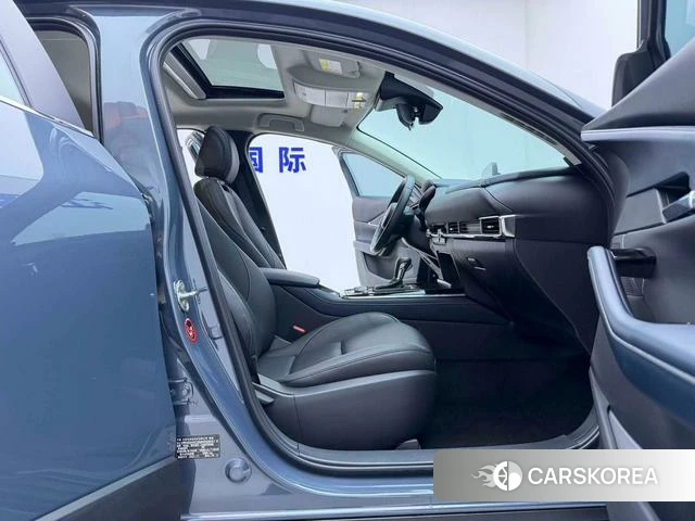 Mazda CX-30 id 4335782 из Китая 16
