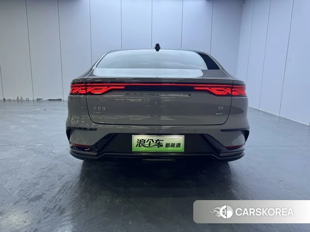BYD Han DM 2025 Темно-серый из Китая, фото 3