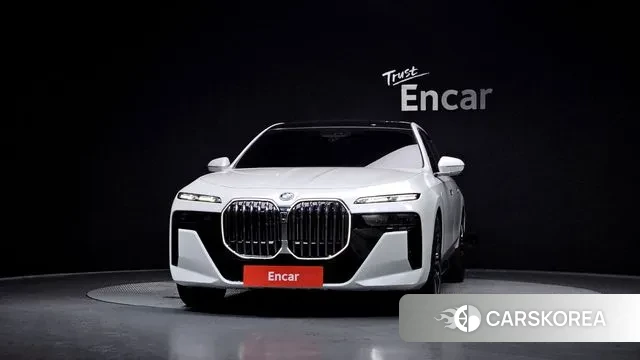 BMW 7 Series (G70) id 3739847 из Кореи 13