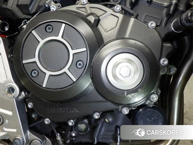 Engine photo
