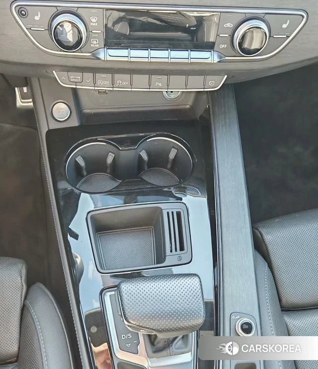 Audi A4L id 4277814 из Китая 9