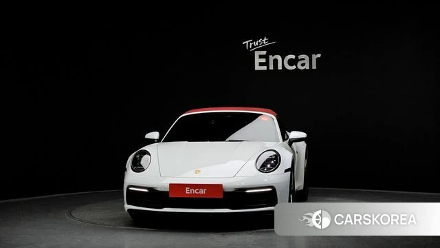 Porsche 911(992) id 4370382 из Кореи 23