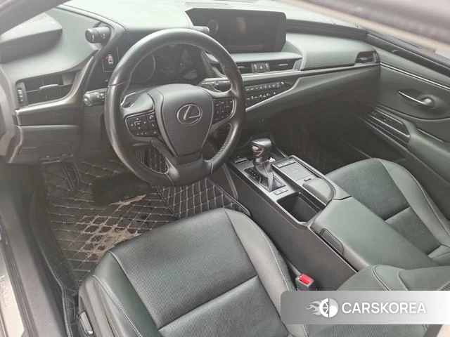 Lexus ES 2021 Шампань из Китая, фото 3