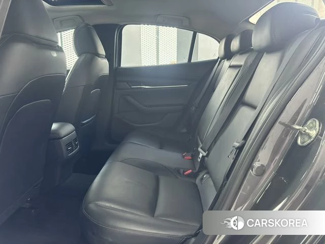 Mazda 3 id 4320886 из Китая 9