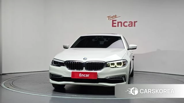 BMW 5 Series (G30) id 4689385 из Кореи 13