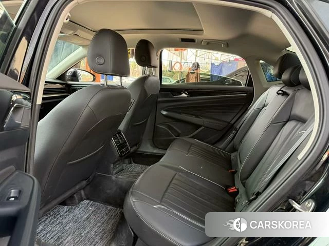 Volkswagen Passat 2023 Черный из Китая, фото 3
