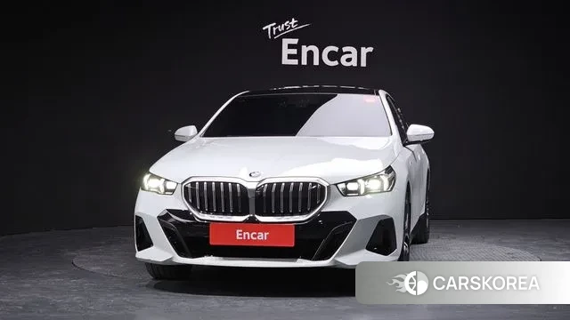 BMW 5 Series (G60) id 3739197 из Кореи 13