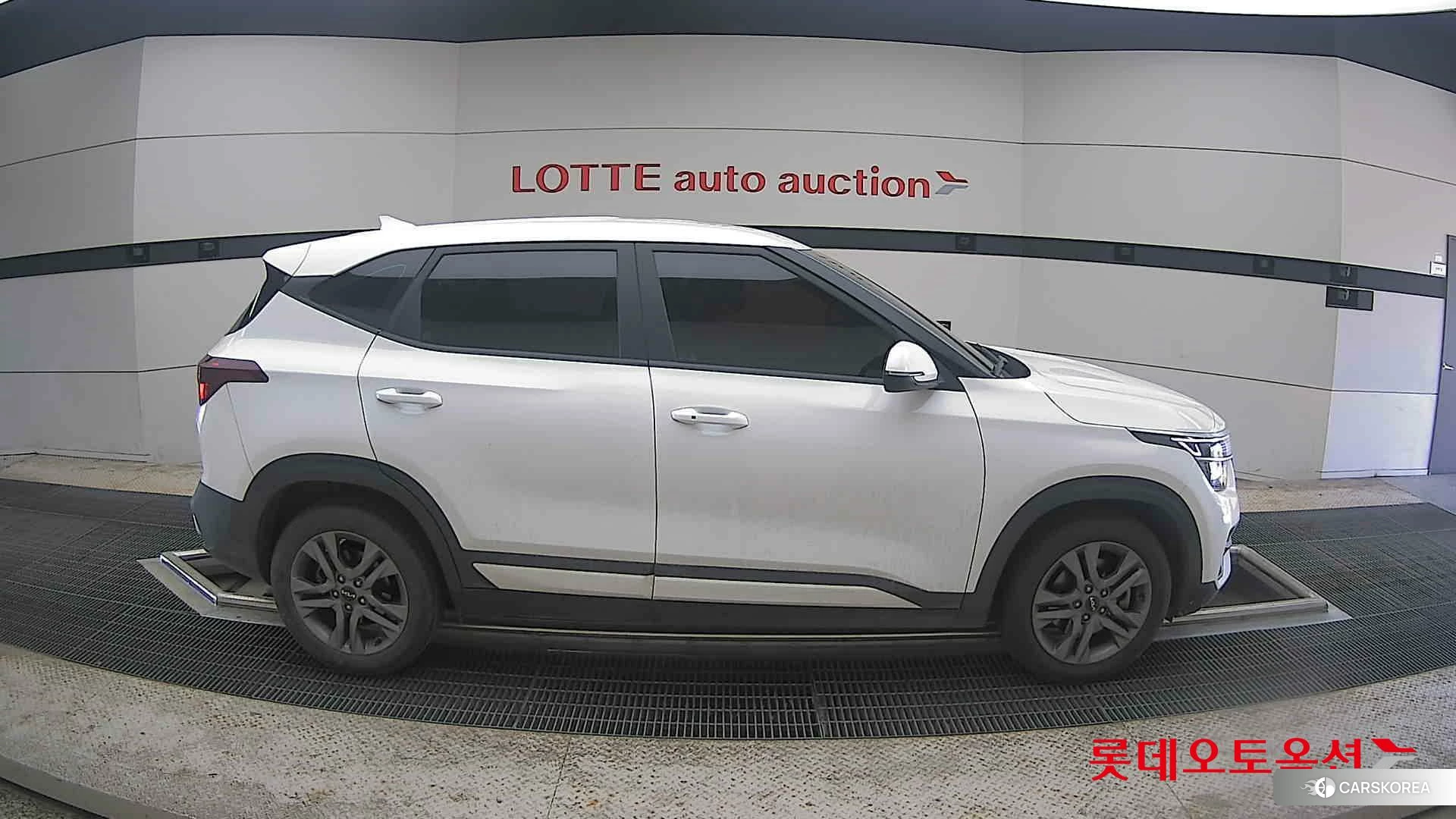Kia Seltos id 4296912 из Кореи 23