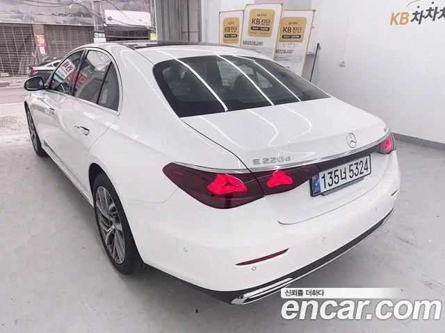 Mercedes-Benz E-Class W214 id 2878513 из Кореи 13