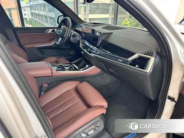 BMW X5 (G05) 2024 Белый из Кореи, фото 3