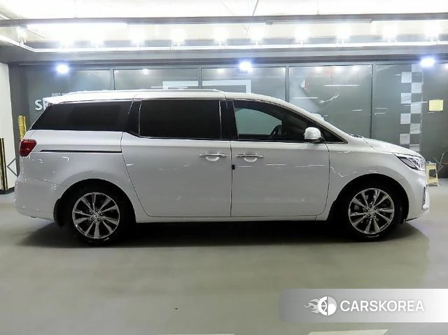 Kia The New Carnival id 3982224 из Кореи 13