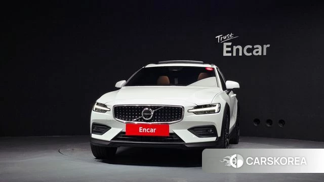 Volvo V60 Cross-Country 2nd Generation id 4669707 из Кореи 13