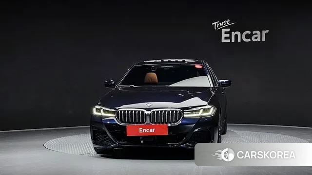 BMW 5 Series (G30) id 3389476 из Кореи 13