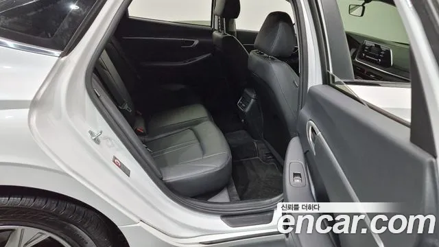 Hyundai Sonata (DN8) id 2600889 из Кореи 13