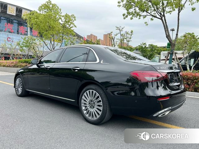 Mercedes-Benz E-class id 4328646 из Китая 8