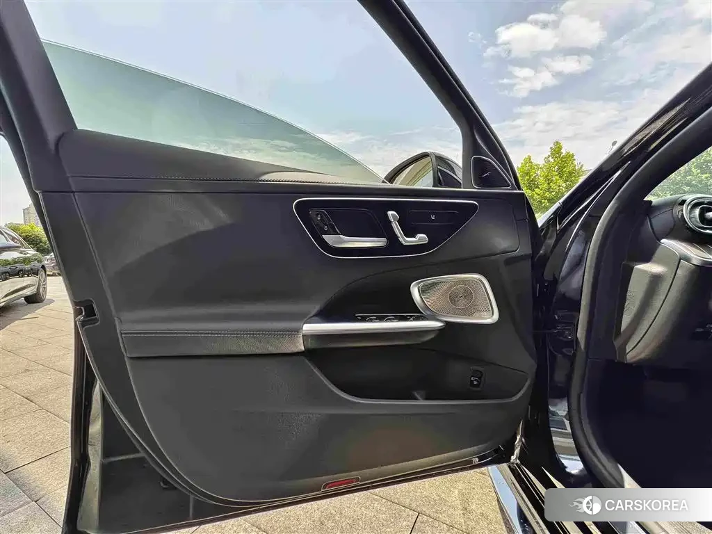Mercedes-Benz C-class 2026 Черный из Китая, фото 6