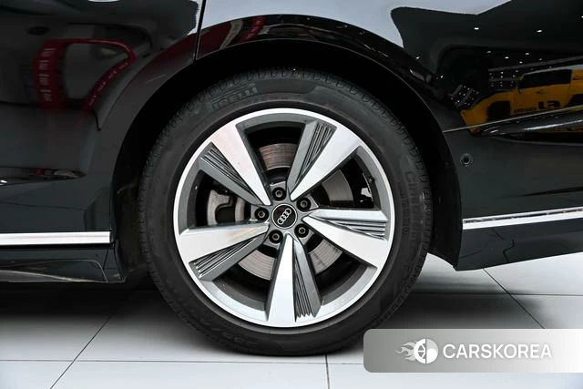 Audi A8 PHEV id 4341660 из Китая 23