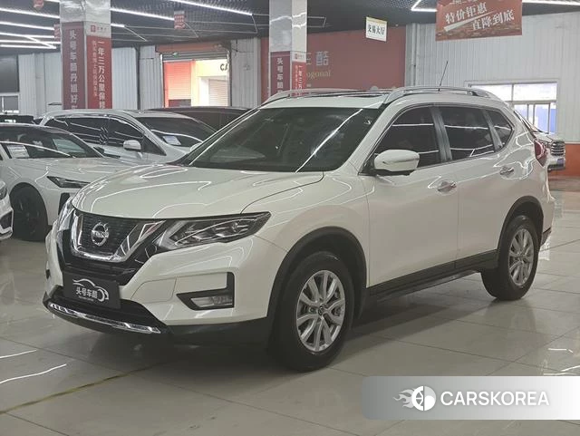 Nissan Qijun 2021 Белый из Китая, фото 3