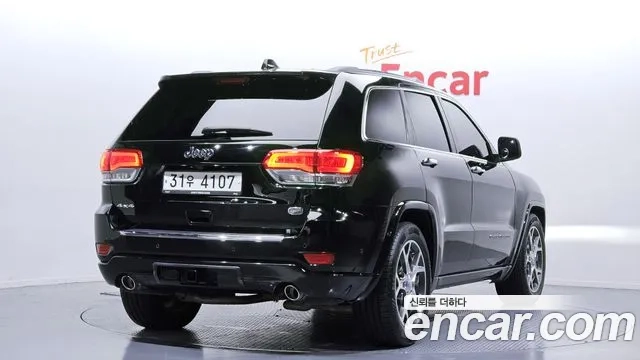 Jeep Grand Cherokee id 2951750 из Кореи 13