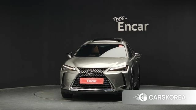 Lexus UX300h id 3876619 из Кореи 13