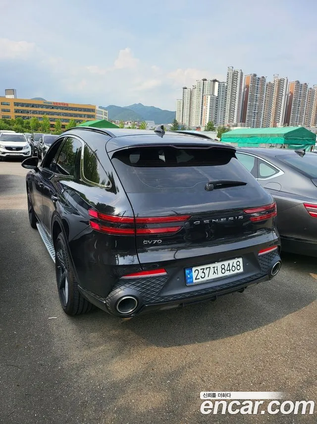 Genesis GV70 2021 Черный из Кореи, фото 3