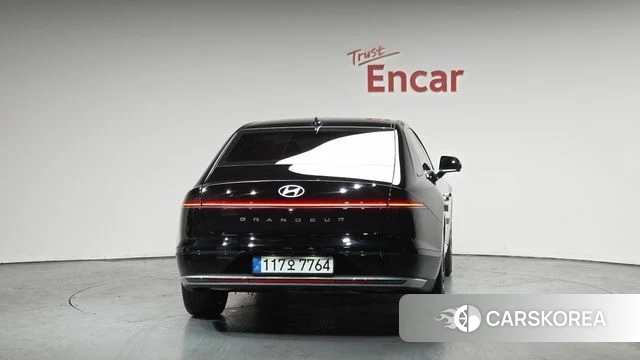 Hyundai Grandeur (GN7) id 3837842 из Кореи 13