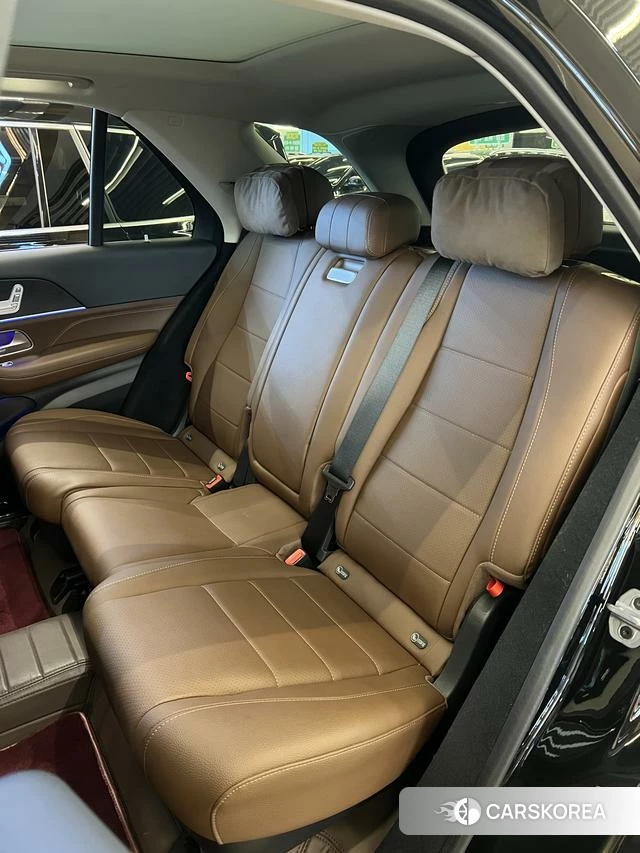 Mercedes-Benz GLE (import) 2024 Черный из Китая, фото 3