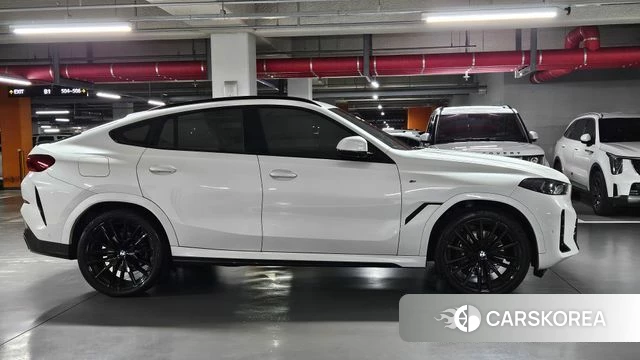 BMW X6 (G06) 2024 Белый из Кореи, фото 3