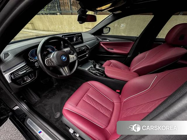 BMW 5 series PHEV id 4254793 из Китая 10