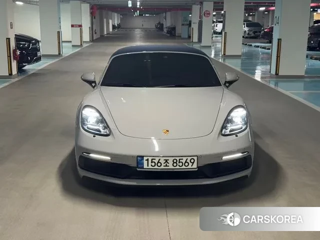 Porsche 718 Boxster 2021 Серебристо-серый из Кореи, фото 3