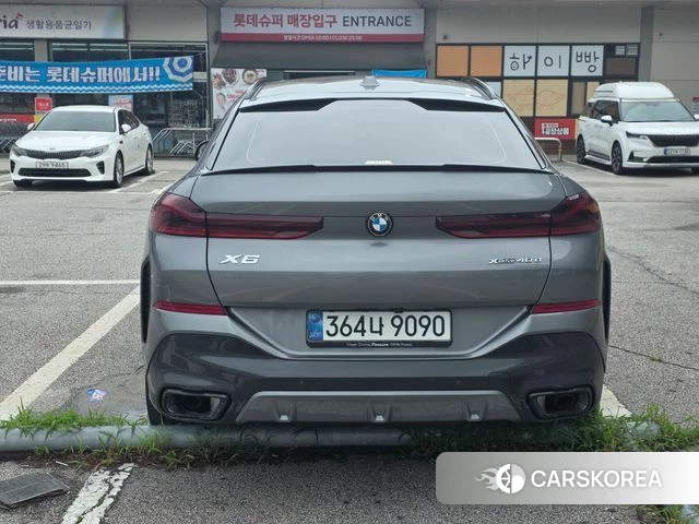 BMW X6 (G06) 2026 Серебристо-серый из Кореи, фото 3