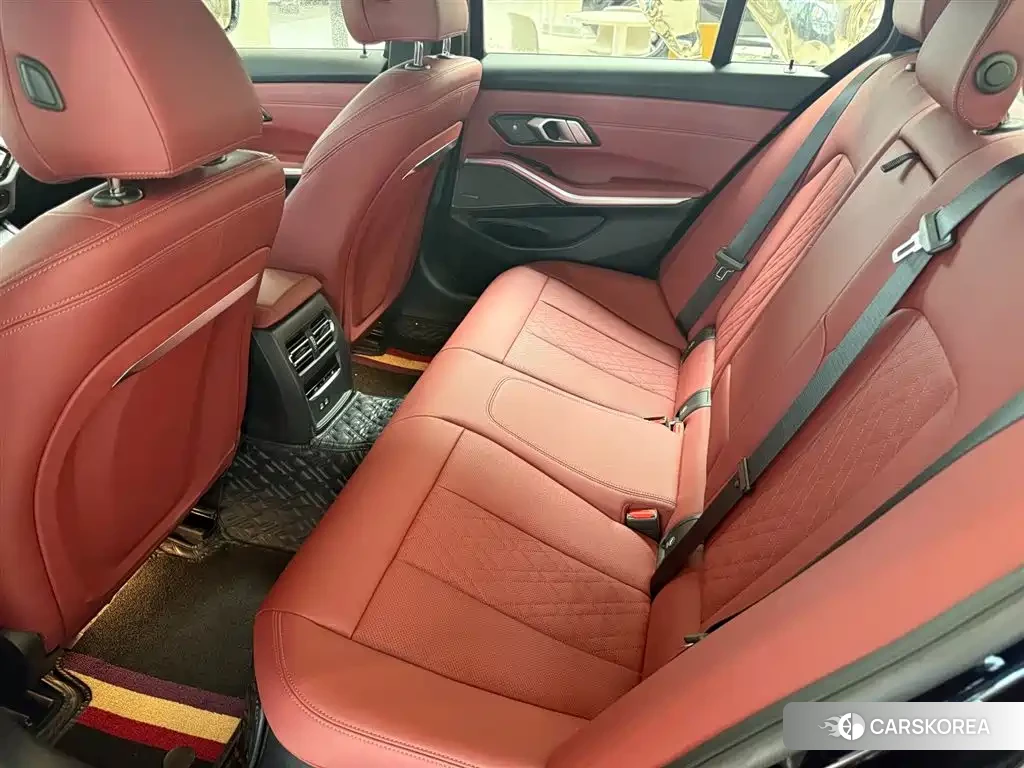 BMW 3 series id 4553897 из Китая 9