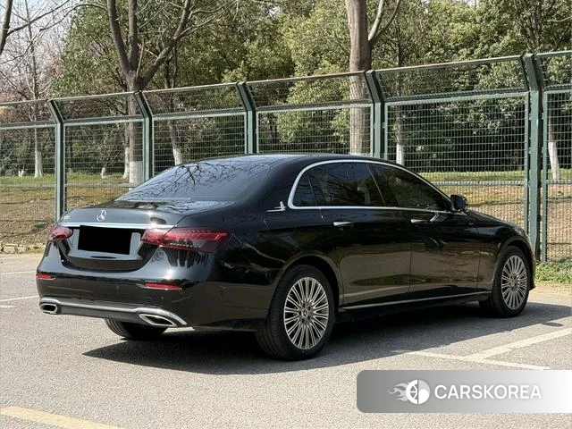 Mercedes-Benz E-class 2022 Черный из Китая, фото 5
