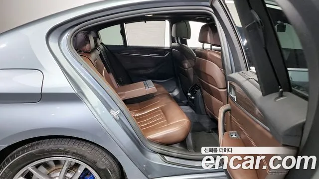 BMW 5 Series (G30) id 2687052 из Кореи 13