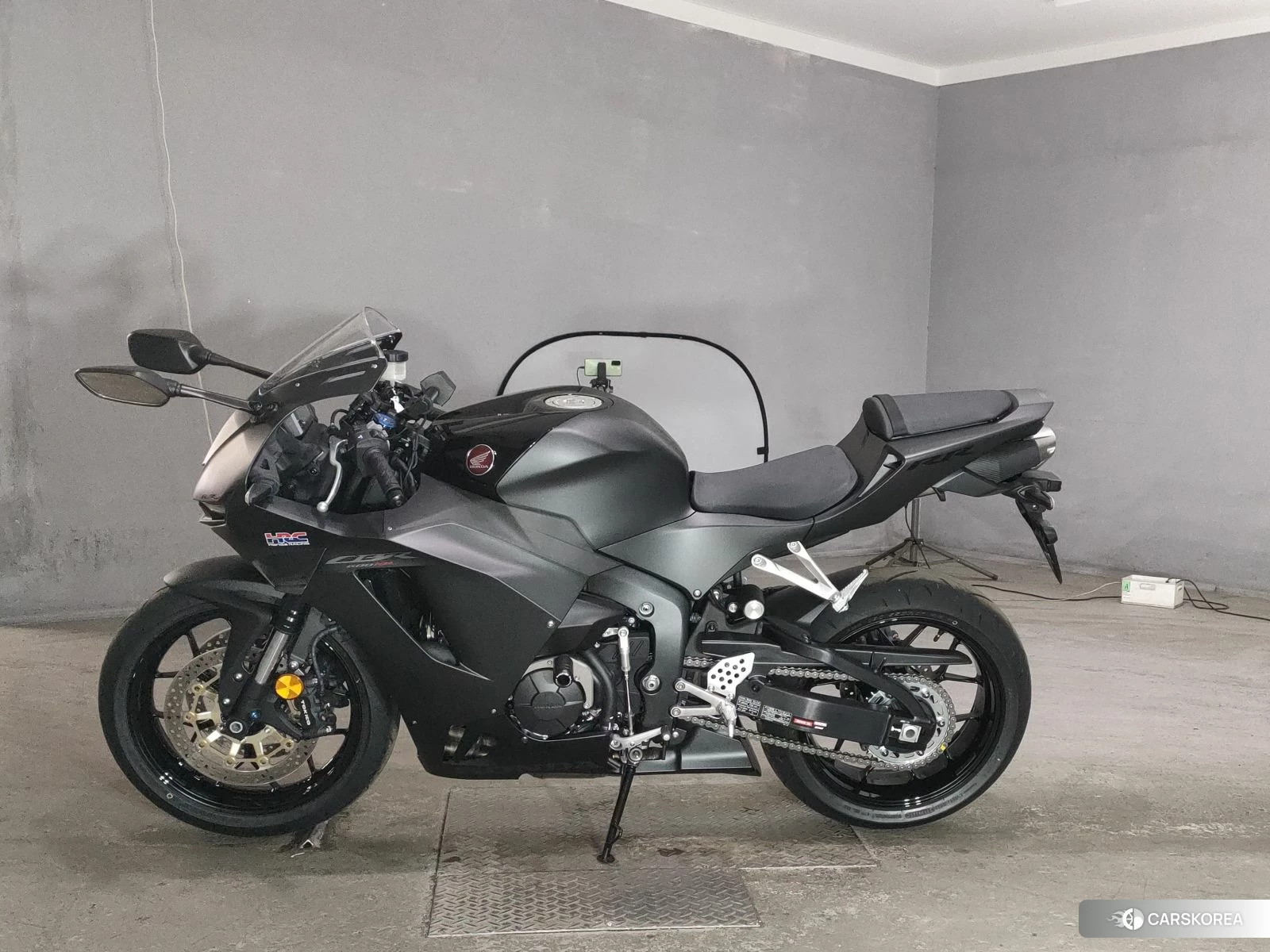 Проданный Honda CBR600RR id 4012515 из Японии, фото 2